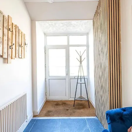 公寓 Cosy Upnor House With Free Parking By Prescott Apartments 布里斯托