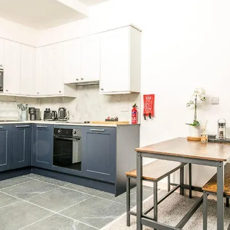 Centralised Upnor House With Free Parking By Prescott Apartments Διαμέρισμα *