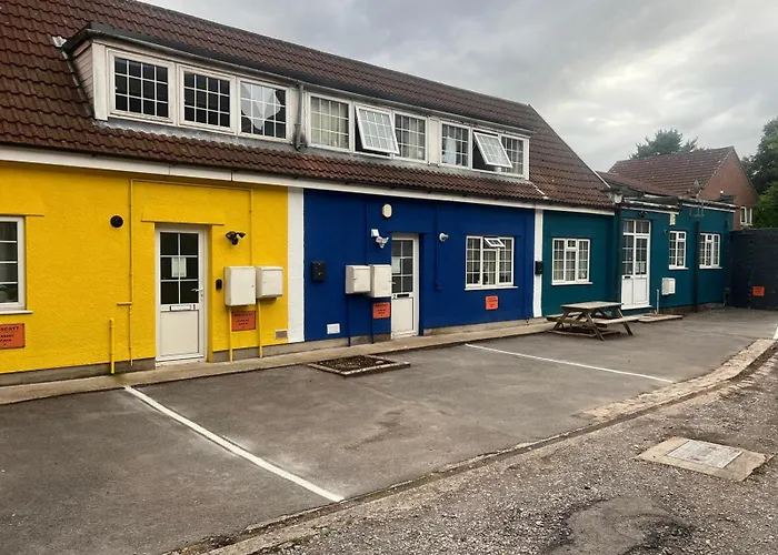 Upnor House-free Parking By Prescott *