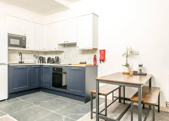 Spacious Upnor House With Free Parking By Prescott Διαμέρισμα *