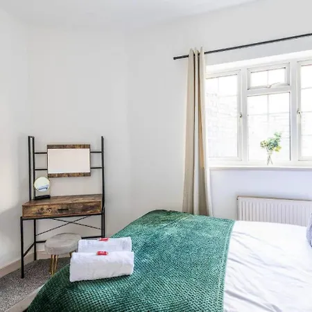 Cosy Upnor House With Free Parking By Prescott Apartments Lägenhet Bristol