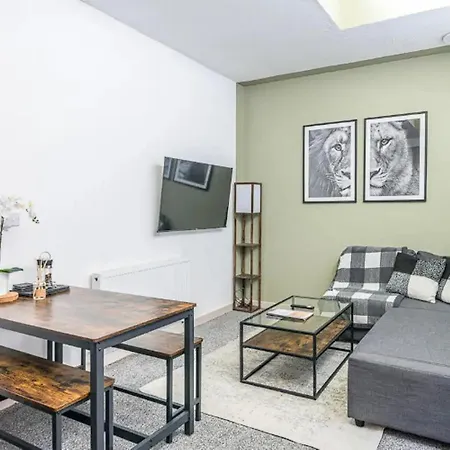 Spacious Upnor House With Free Parking By Prescott Apartments Apartman Bristol